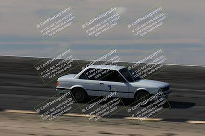 media/Jan-04-2026-SCCA SD (Sun) [[defc442887]]/2-Intermediate 1 Group/Session 2 Bowl Speed Pans/